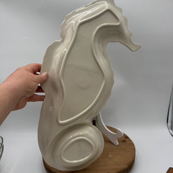 Pier 1 Large Melamine Seahorse Shaped Tray Server Chip N Dip 19" x 8" Spikey pla - Picture 6 of 11